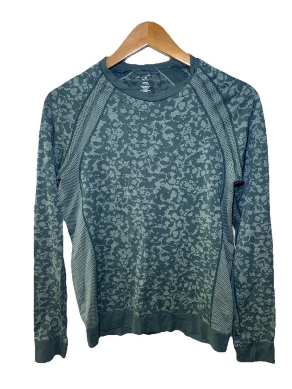 Title Nine Sunbuster Long Sleeve Pullover Top Women’s Size M Outdoor Beach